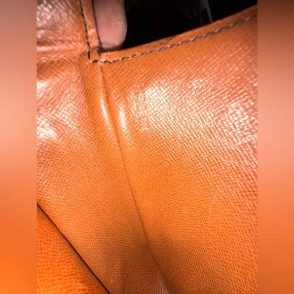 Louis Vuitton kisslock wallet - Picture 7 of 7